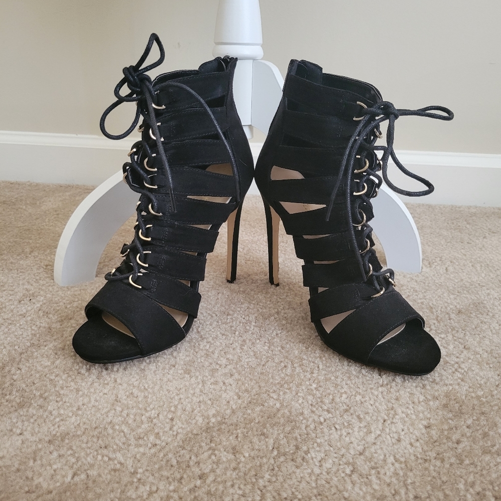 Serafina Caged Heeled Sandal by SHOEDAZZLE. Size 8. Black